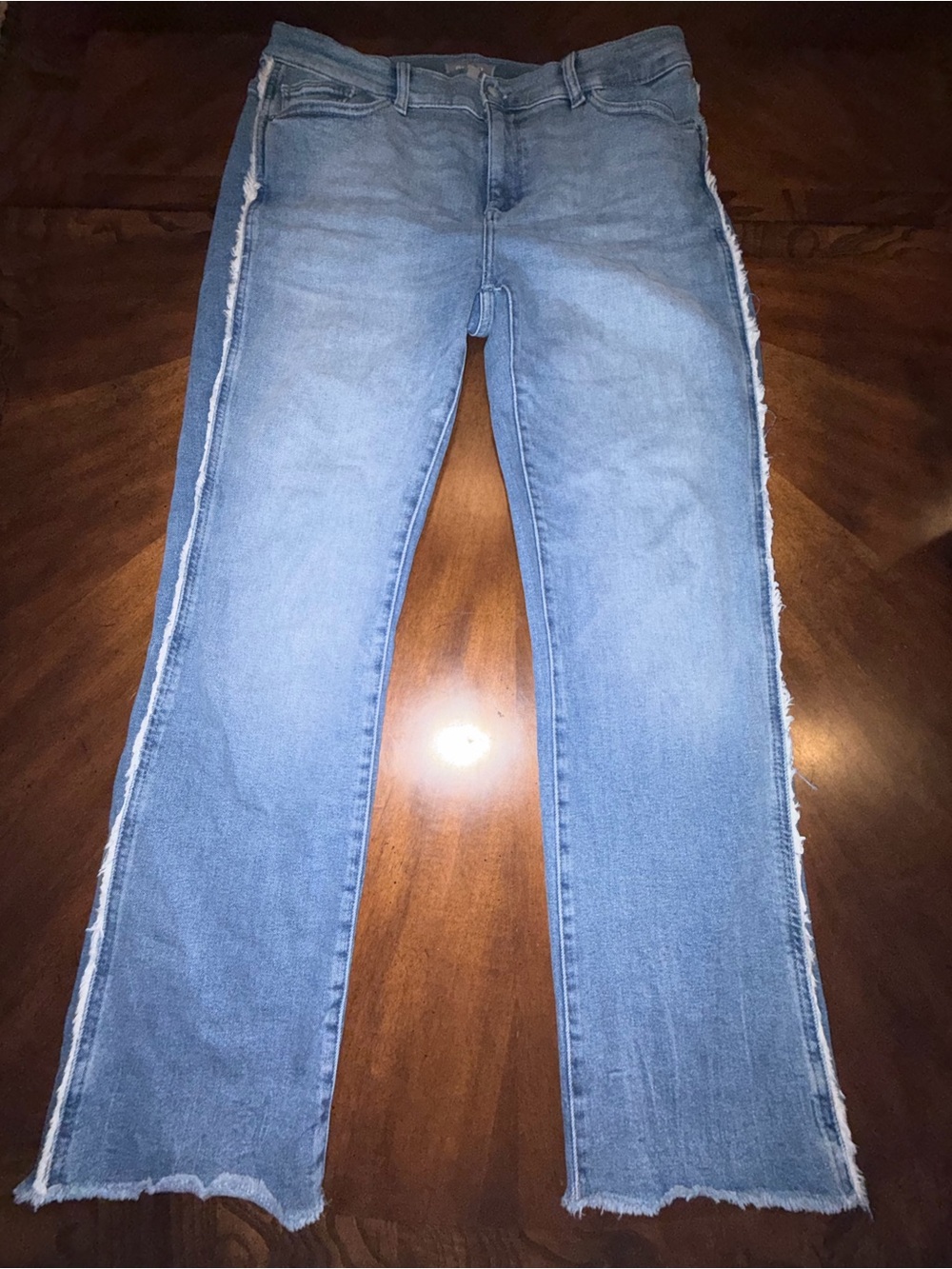 DL1961 Mara Straight Dark Riviera Frayed Jeans Size 30